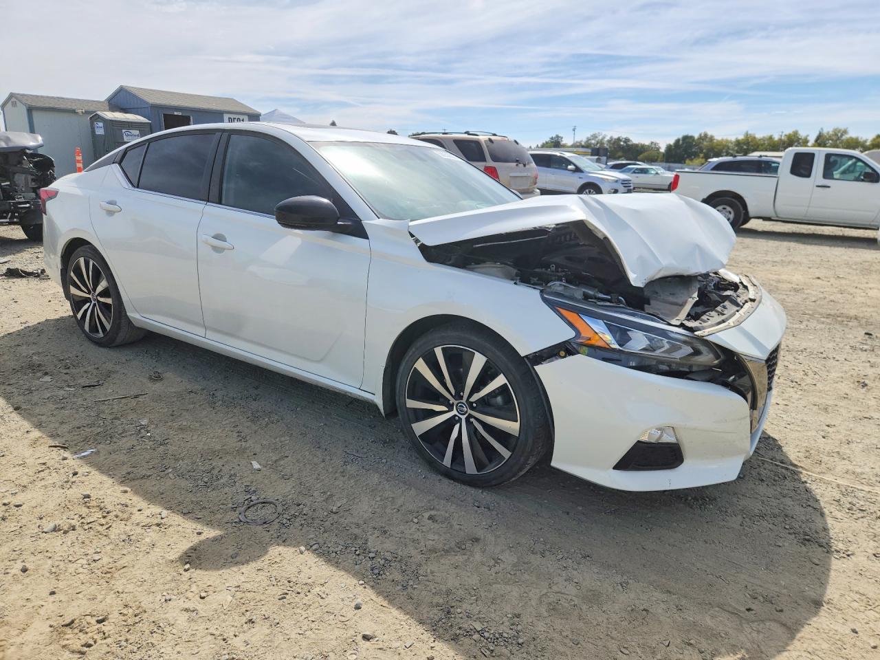 2019 NISSAN ALTIMA SL — снимка 4