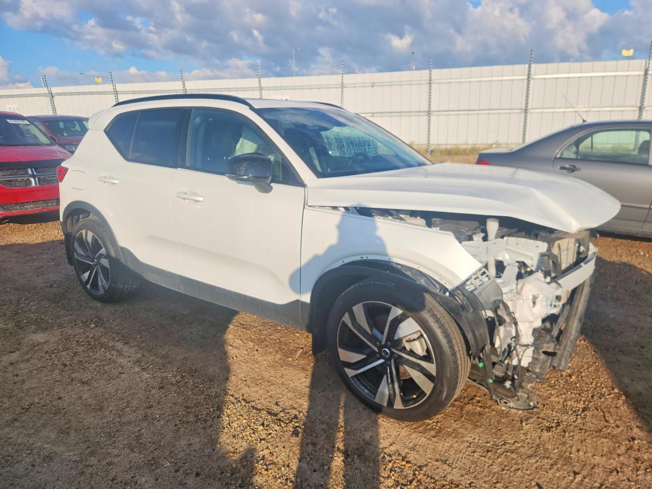 2024 VOLVO XC40 ULTIMATE — снимка 4