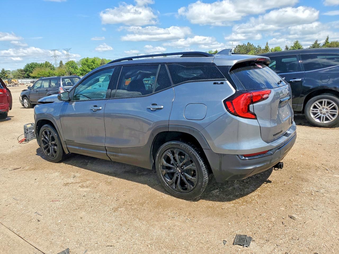 2020 GMC TERRAIN SLE — снимка 2