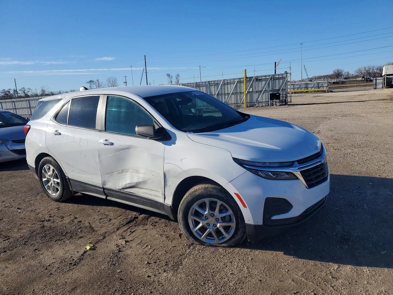 2022 CHEVROLET EQUINOX LS — снимка 4