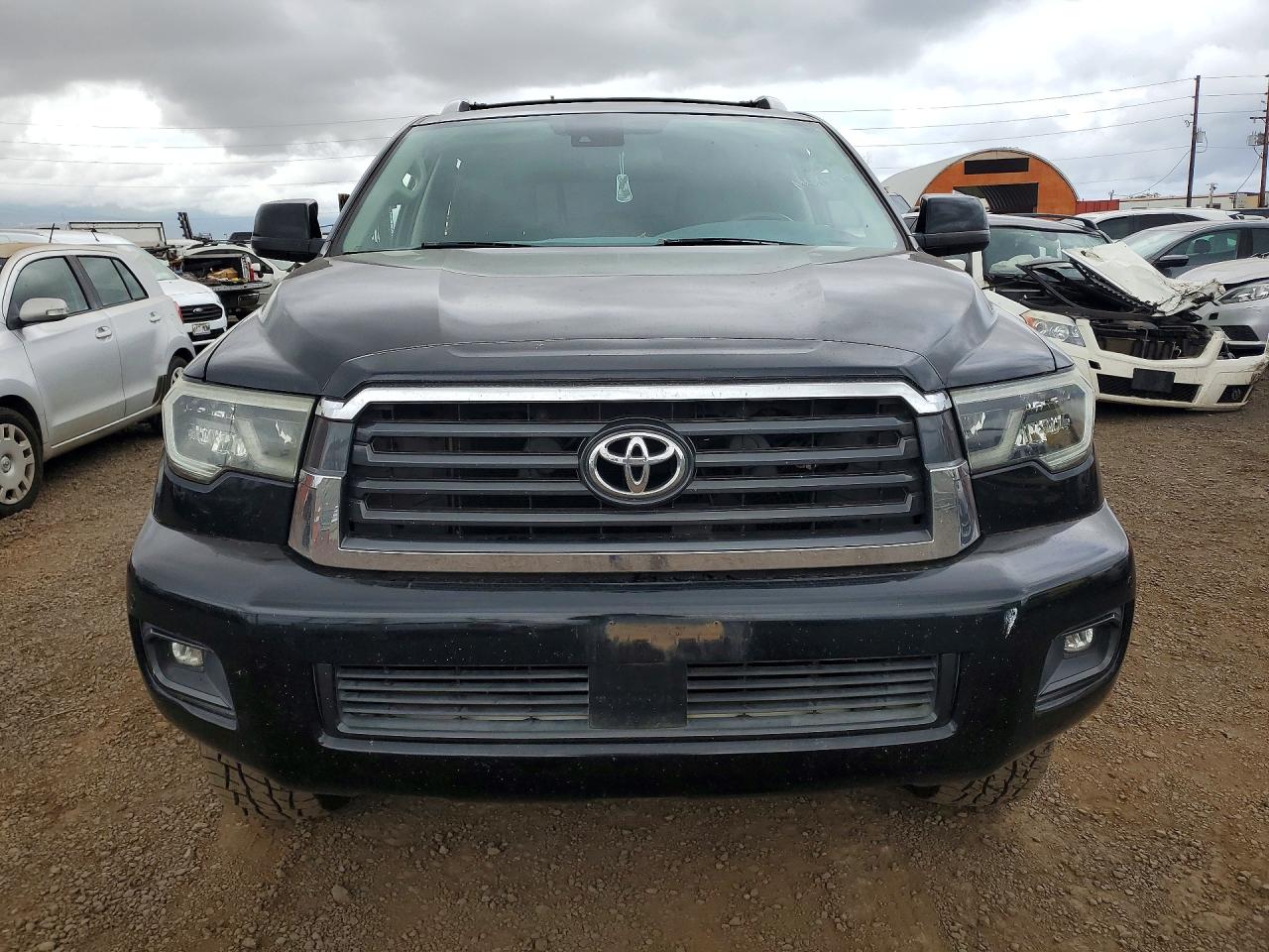 2018 TOYOTA SEQUOIA SR5 — снимка 5