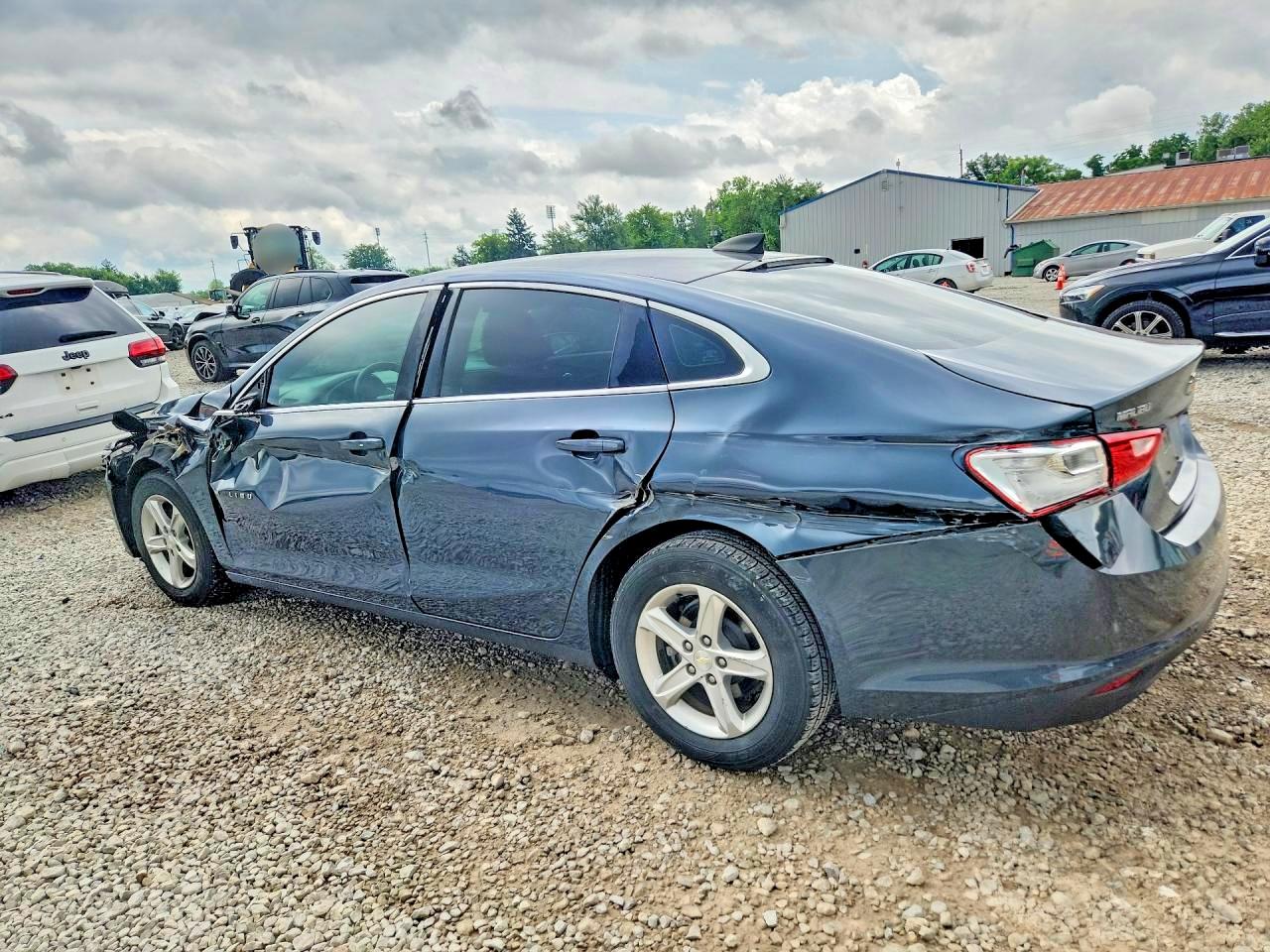 2020 CHEVROLET MALIBU LS — снимка 2