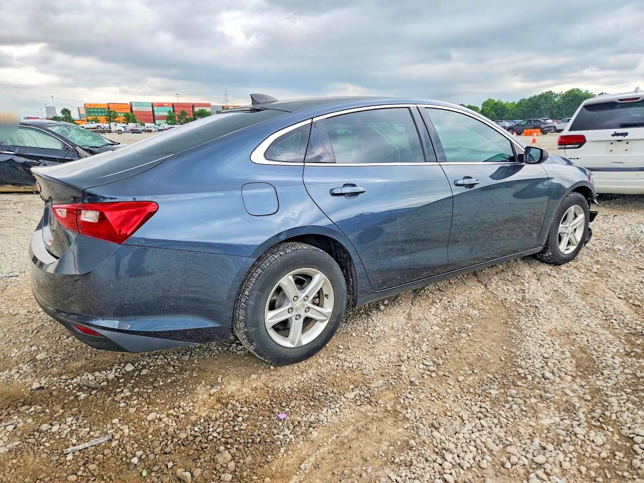 2020 CHEVROLET MALIBU LS — снимка 3