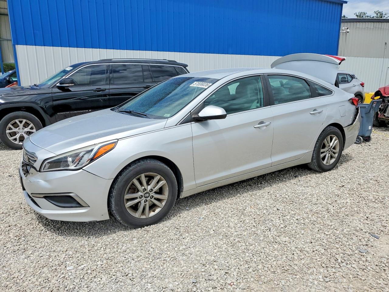 2017 HYUNDAI SONATA SE