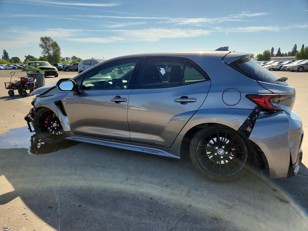 2025 TOYOTA GR COROLLA PREMIUM — снимка 2