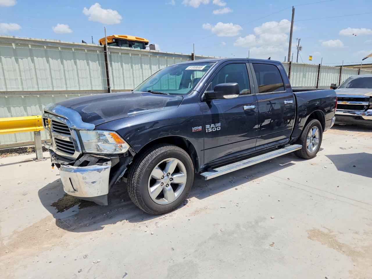 2015 RAM 1500 SLT