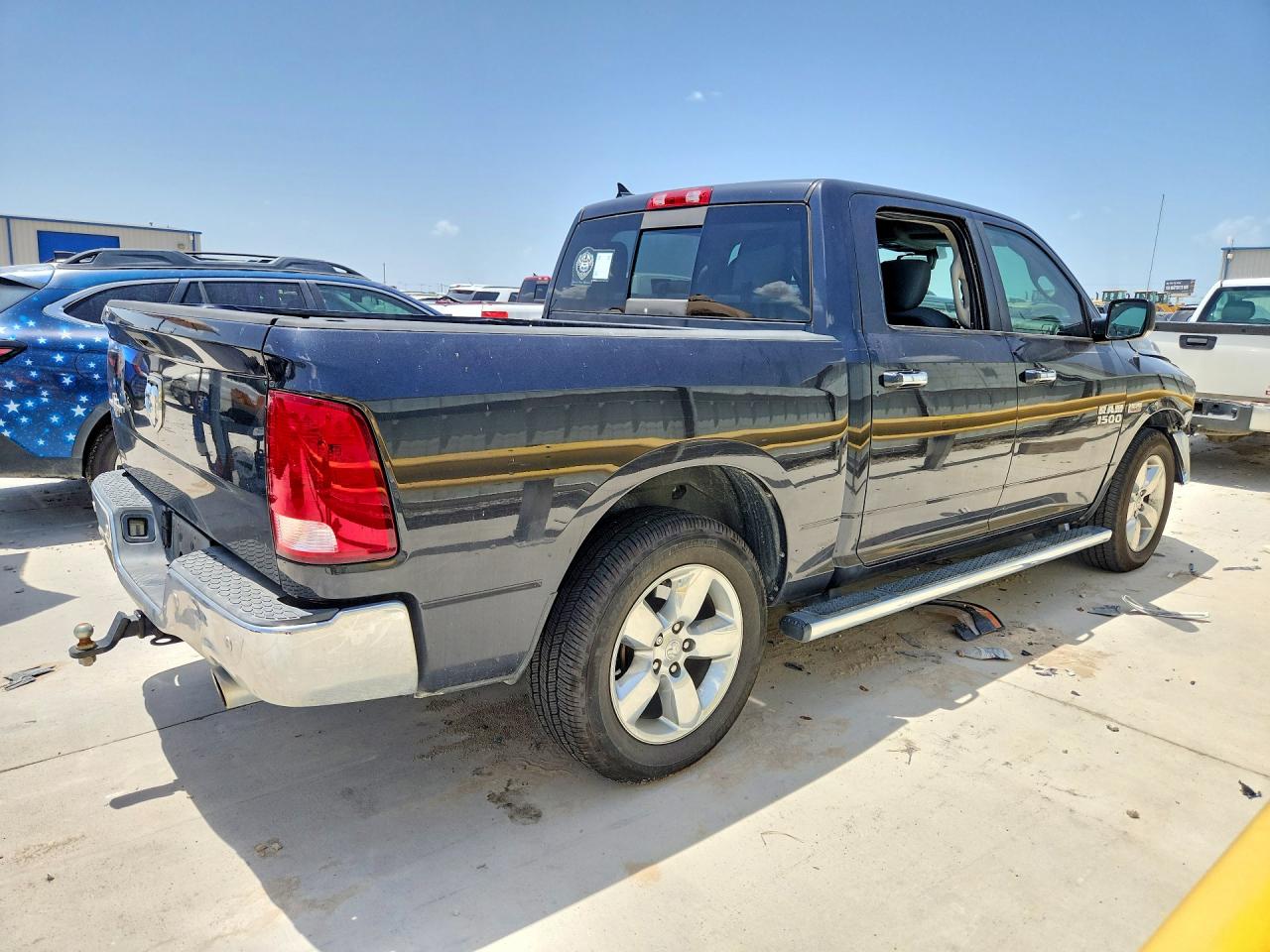2015 RAM 1500 SLT — снимка 3