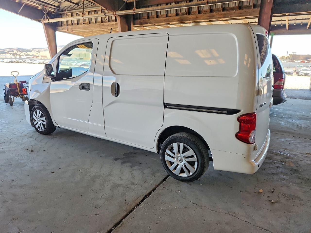 2019 NISSAN NV200 SV — снимка 2