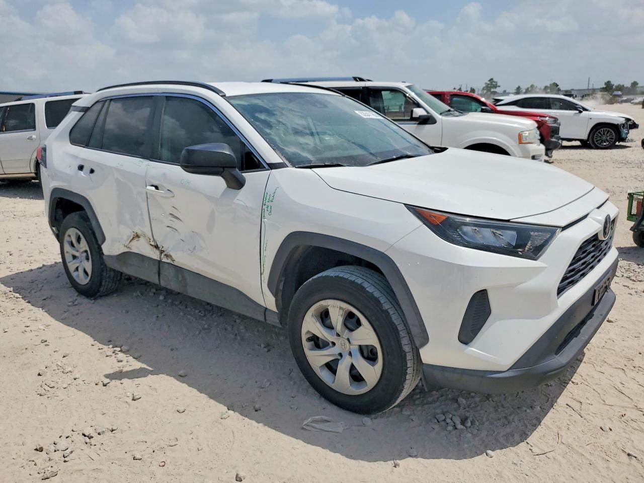 2020 TOYOTA RAV4 LE — снимка 4