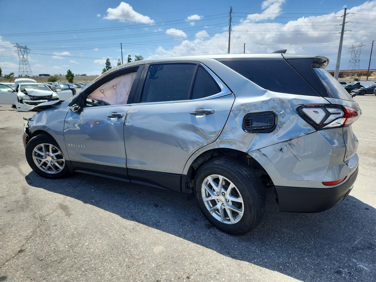 2023 CHEVROLET EQUINOX LT — снимка 2