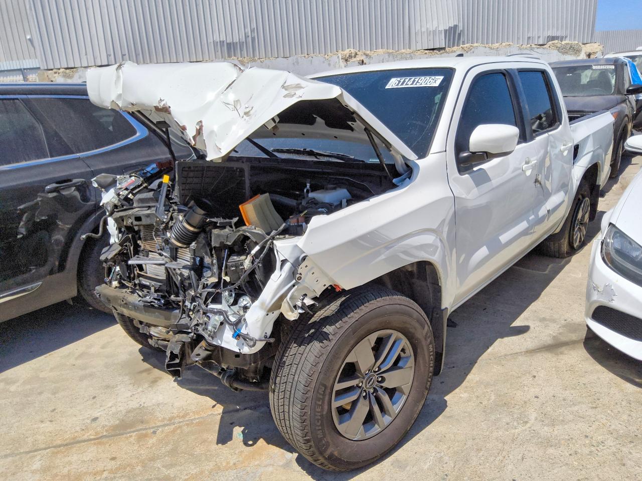 2025 NISSAN FRONTIER SV