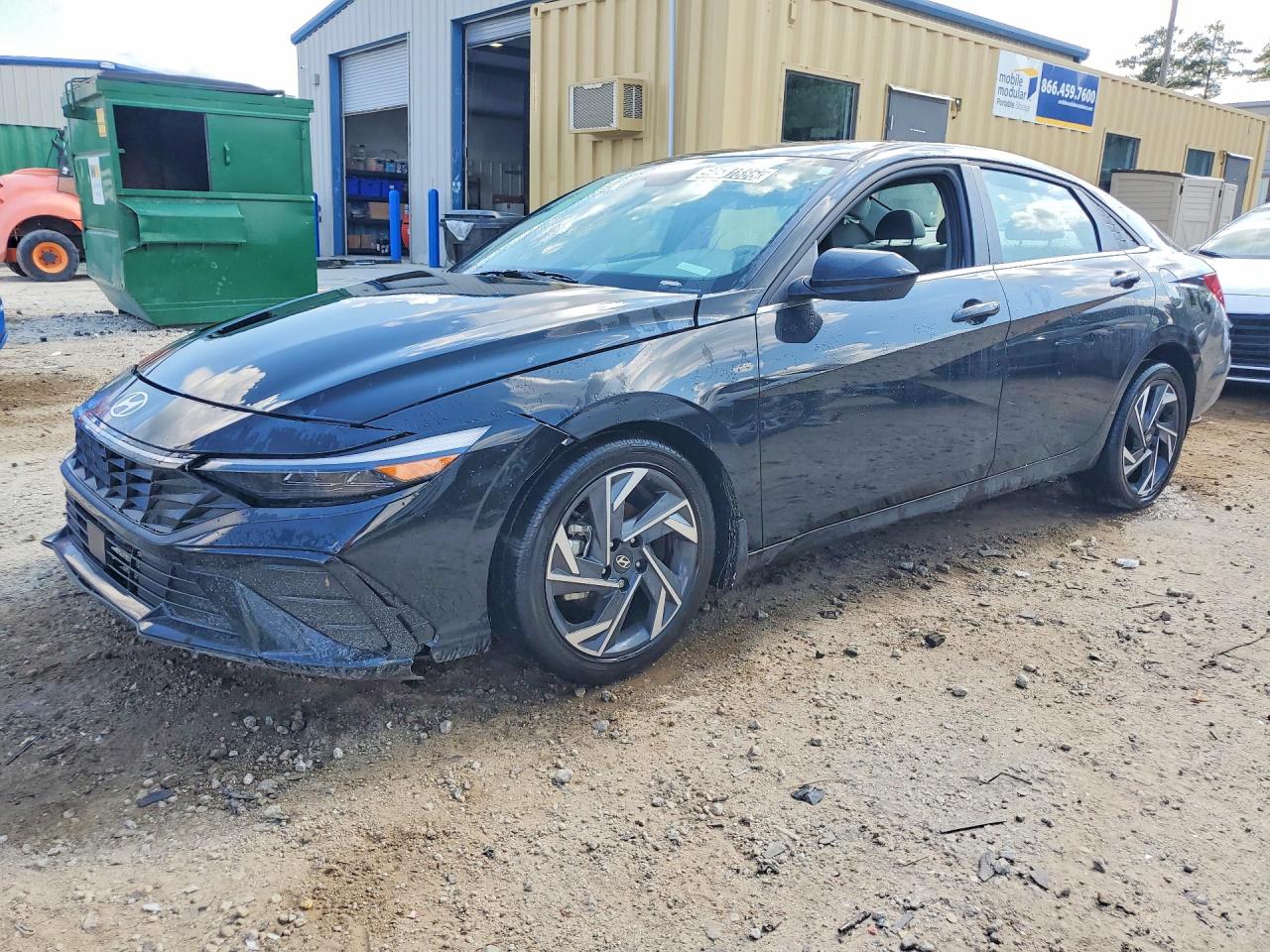 2025 HYUNDAI ELANTRA SEL