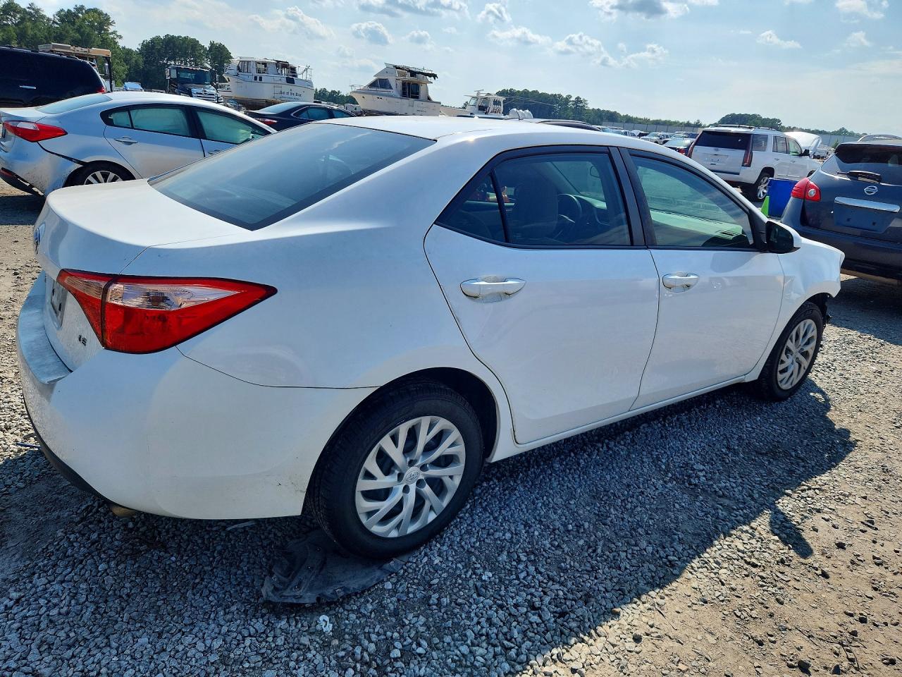2017 TOYOTA COROLLA LE — снимка 3