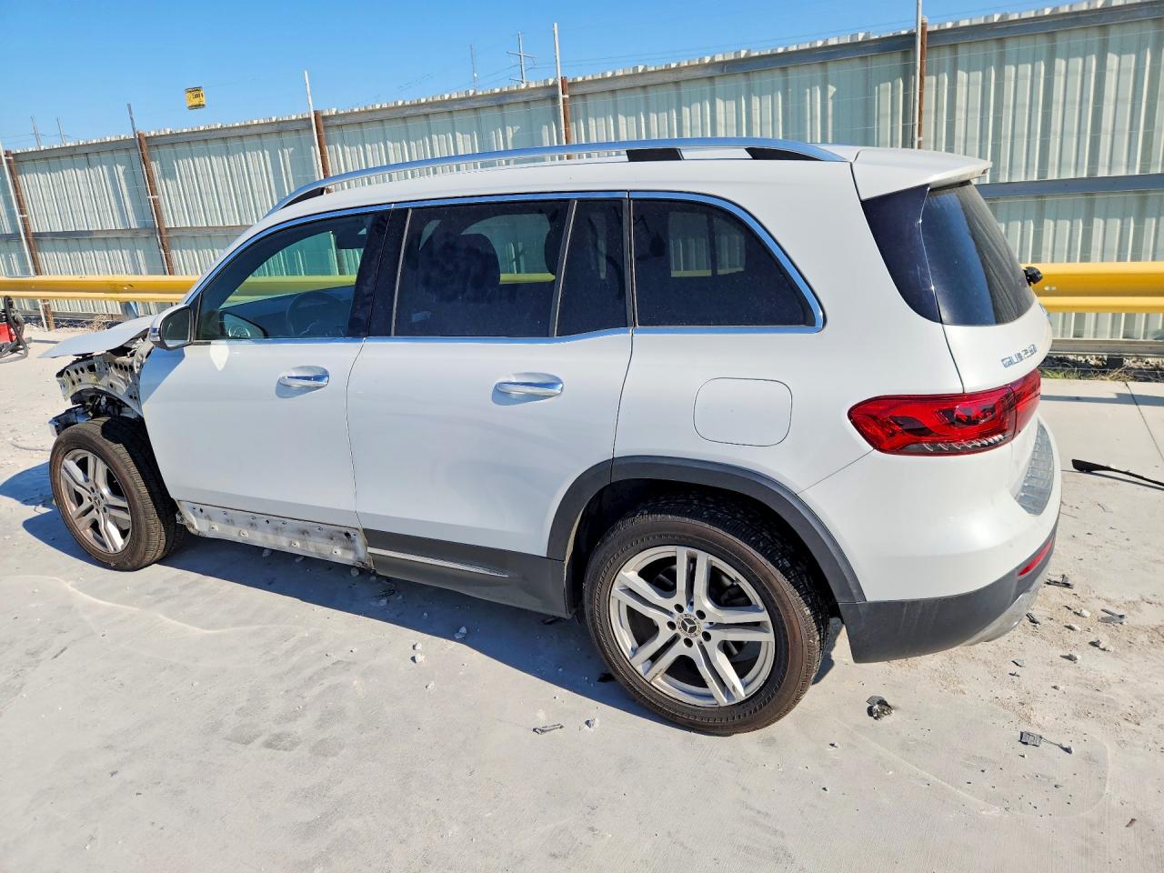 2020 MERCEDES-BENZ GLB 250 — снимка 2