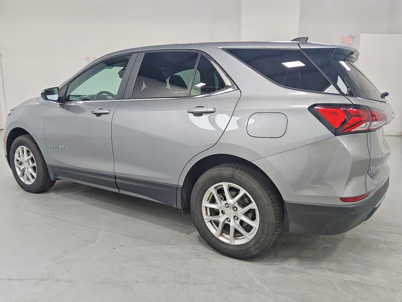 2023 CHEVROLET EQUINOX LT — снимка 2