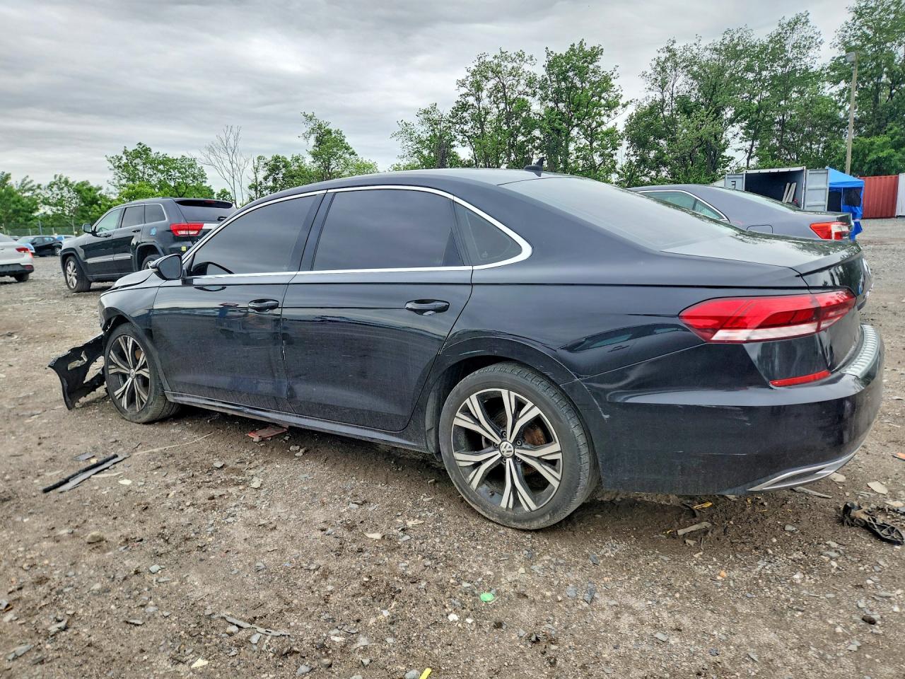 2021 VOLKSWAGEN PASSAT SE — снимка 2