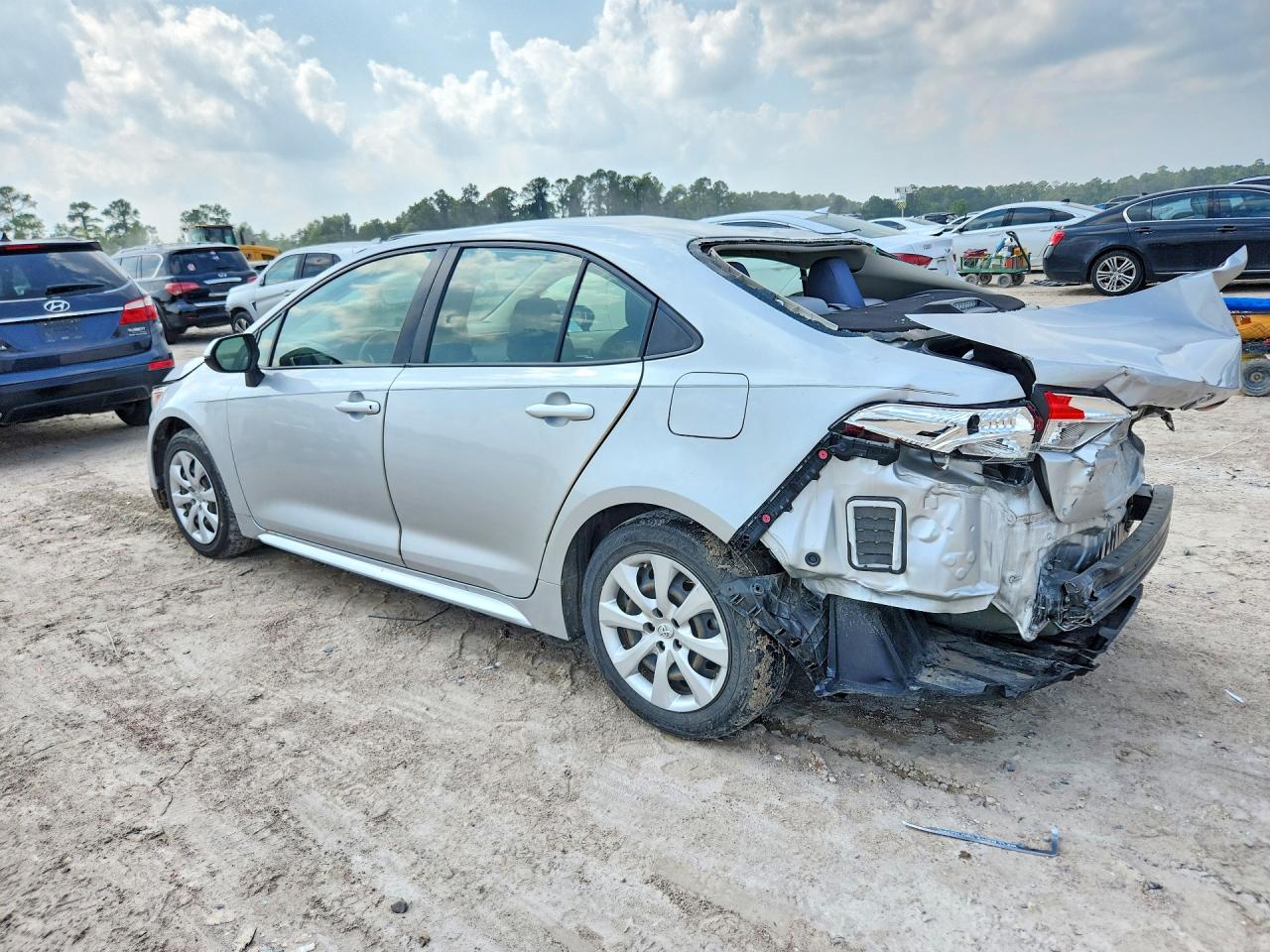 2020 TOYOTA COROLLA LE — снимка 2