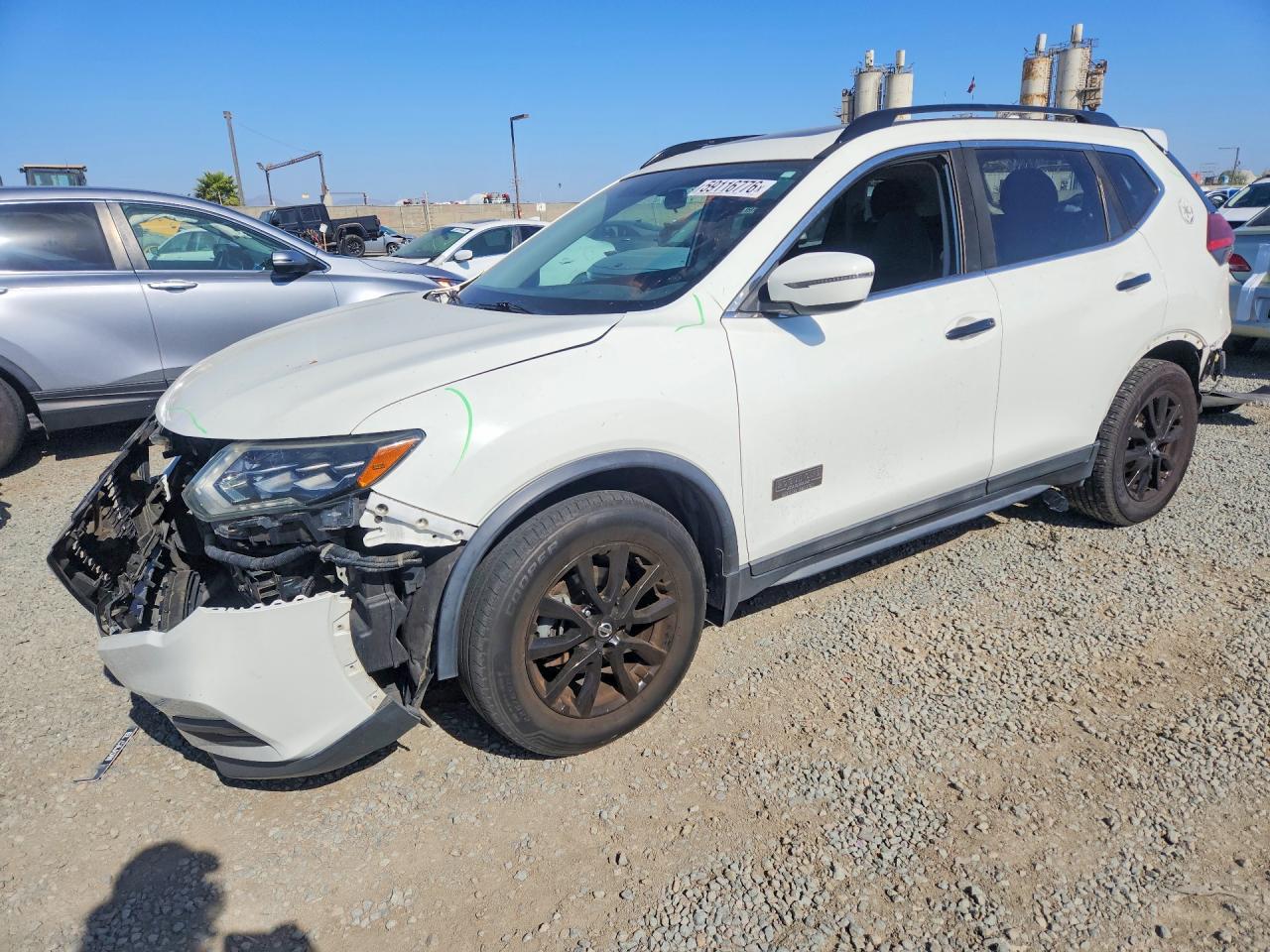 2017 NISSAN ROGUE SV