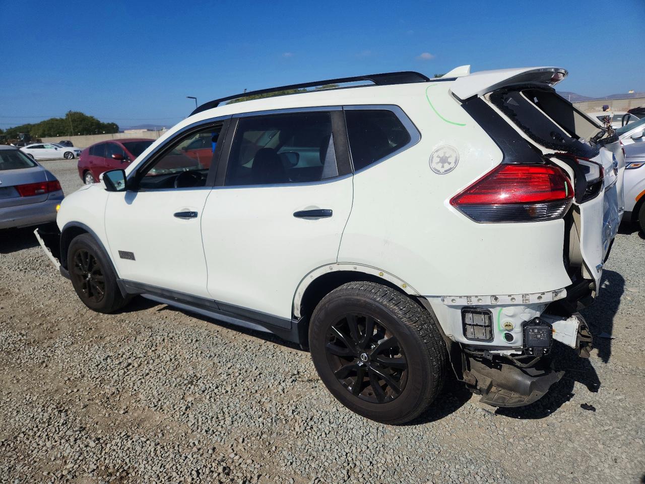 2017 NISSAN ROGUE SV — снимка 2