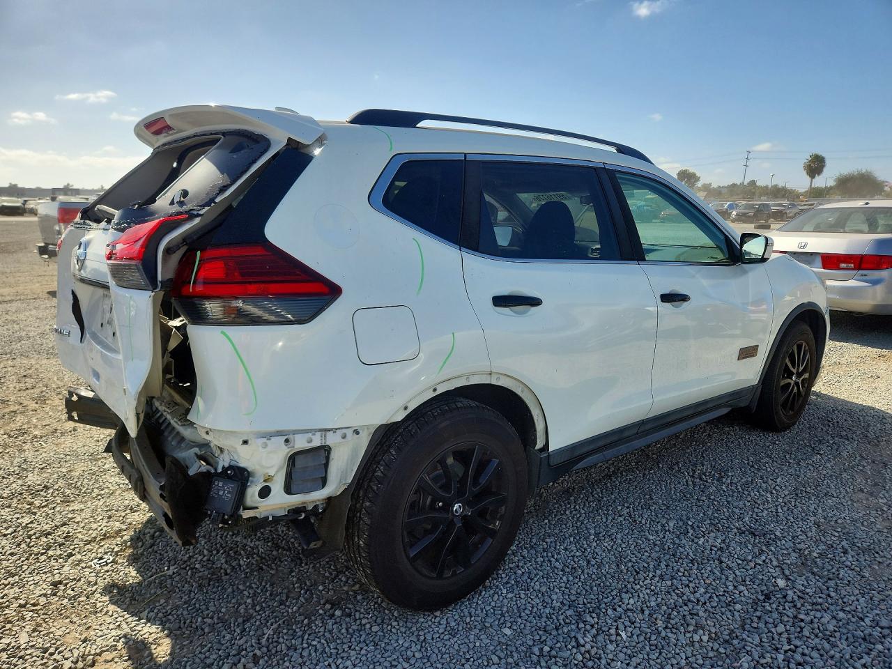 2017 NISSAN ROGUE SV — снимка 3
