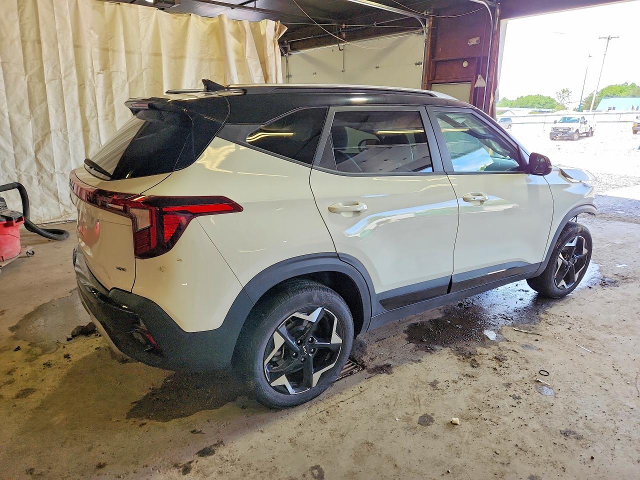2025 KIA SELTOS S — снимка 3