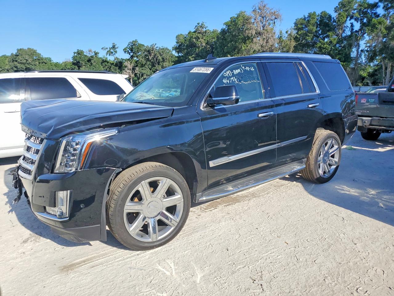 2017 CADILLAC ESCALADE LUXURY