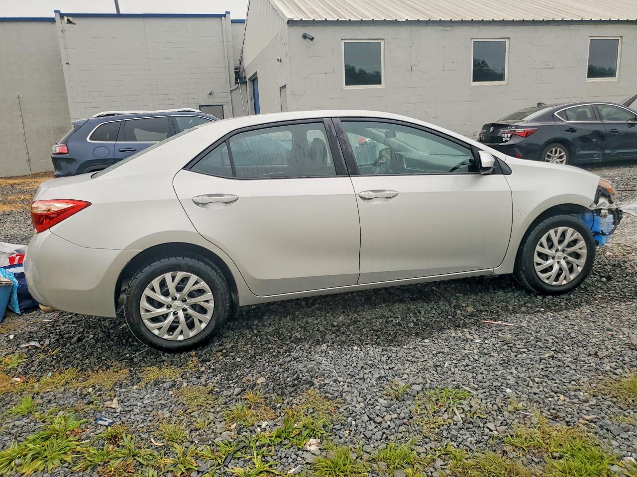 2018 TOYOTA COROLLA LE — снимка 3