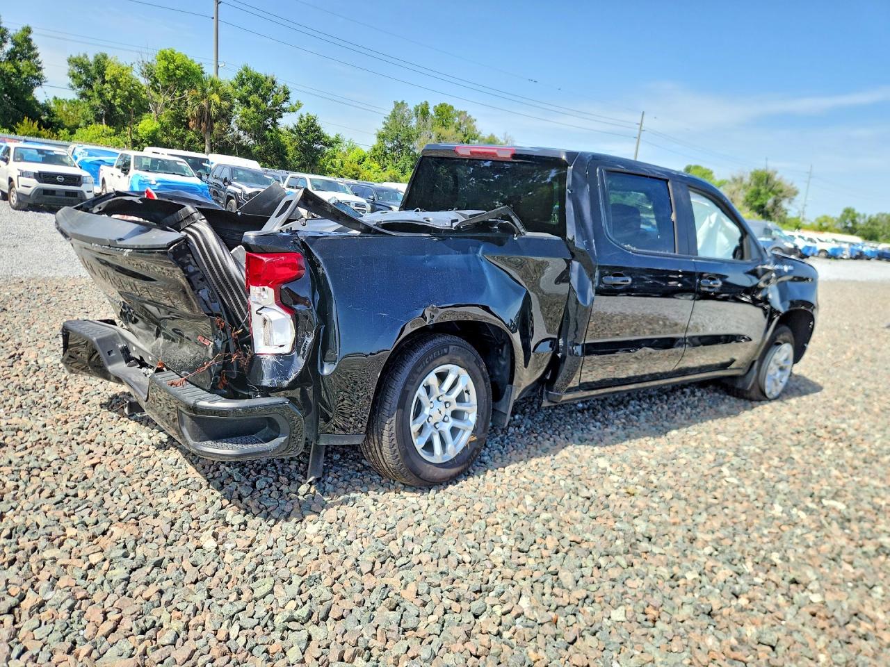 2026 CHEVROLET SILVERADO C1500 RST — снимка 3