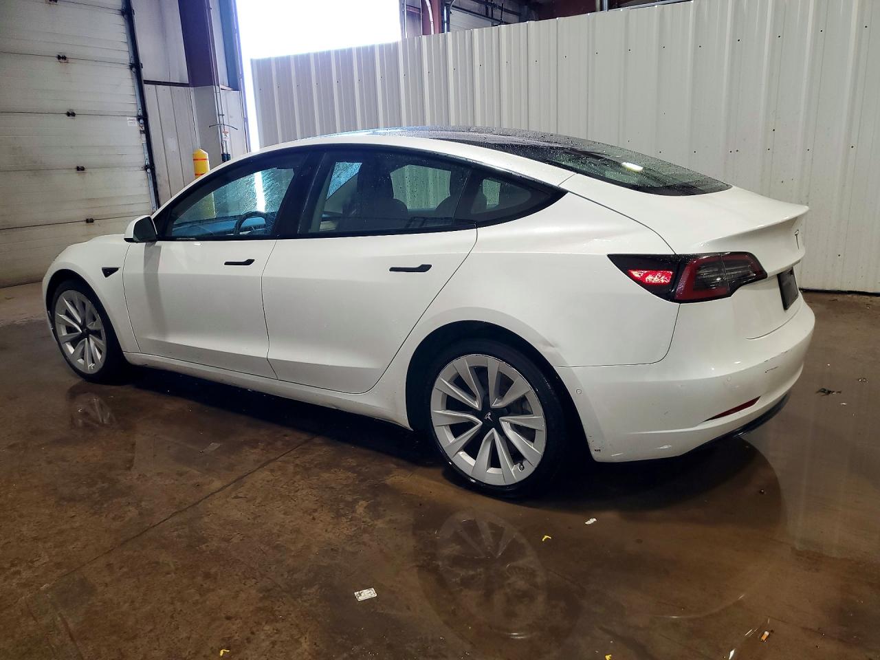 2022 TESLA MODEL 3 — снимка 2