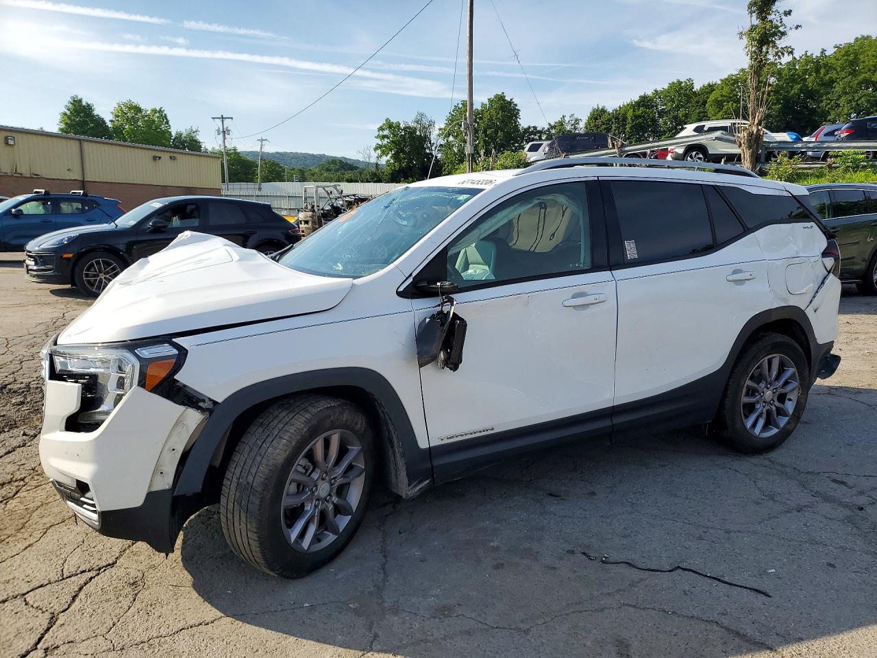 2022 GMC TERRAIN SLT