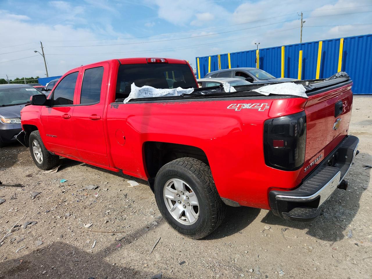 2017 CHEVROLET SILVERADO K1500 LT — снимка 2