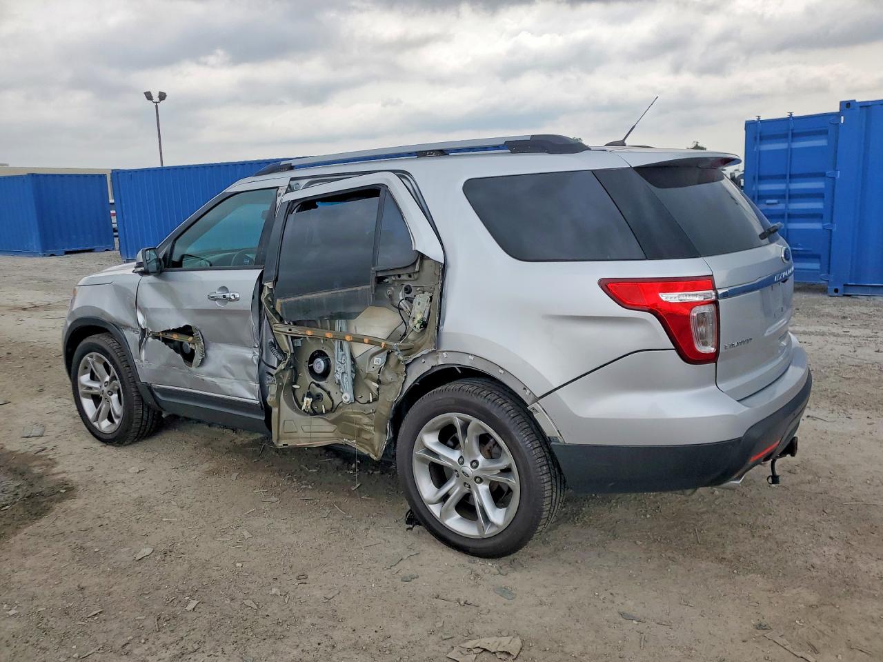 2015 FORD EXPLORER LIMITED — снимка 2