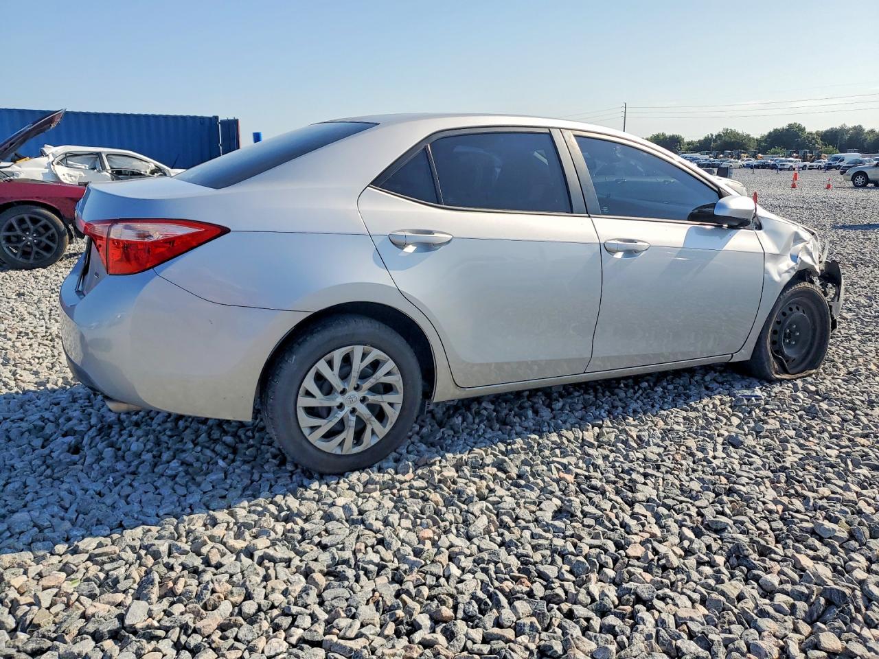 2017 TOYOTA COROLLA LE — снимка 3