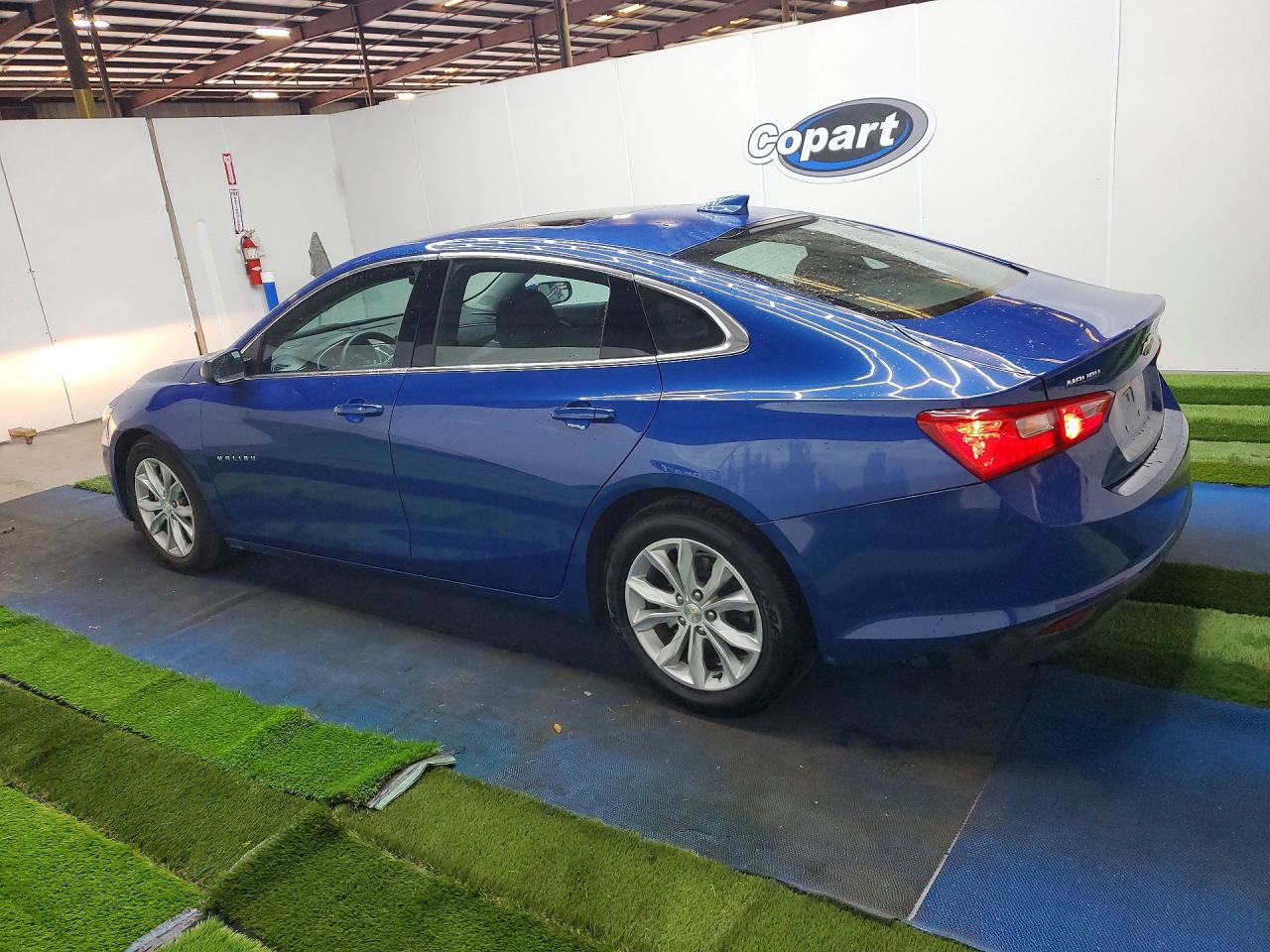 2023 CHEVROLET MALIBU LT — снимка 2