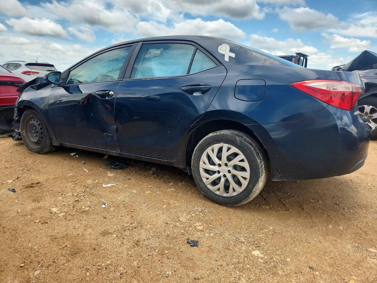 2018 TOYOTA COROLLA LE — снимка 2