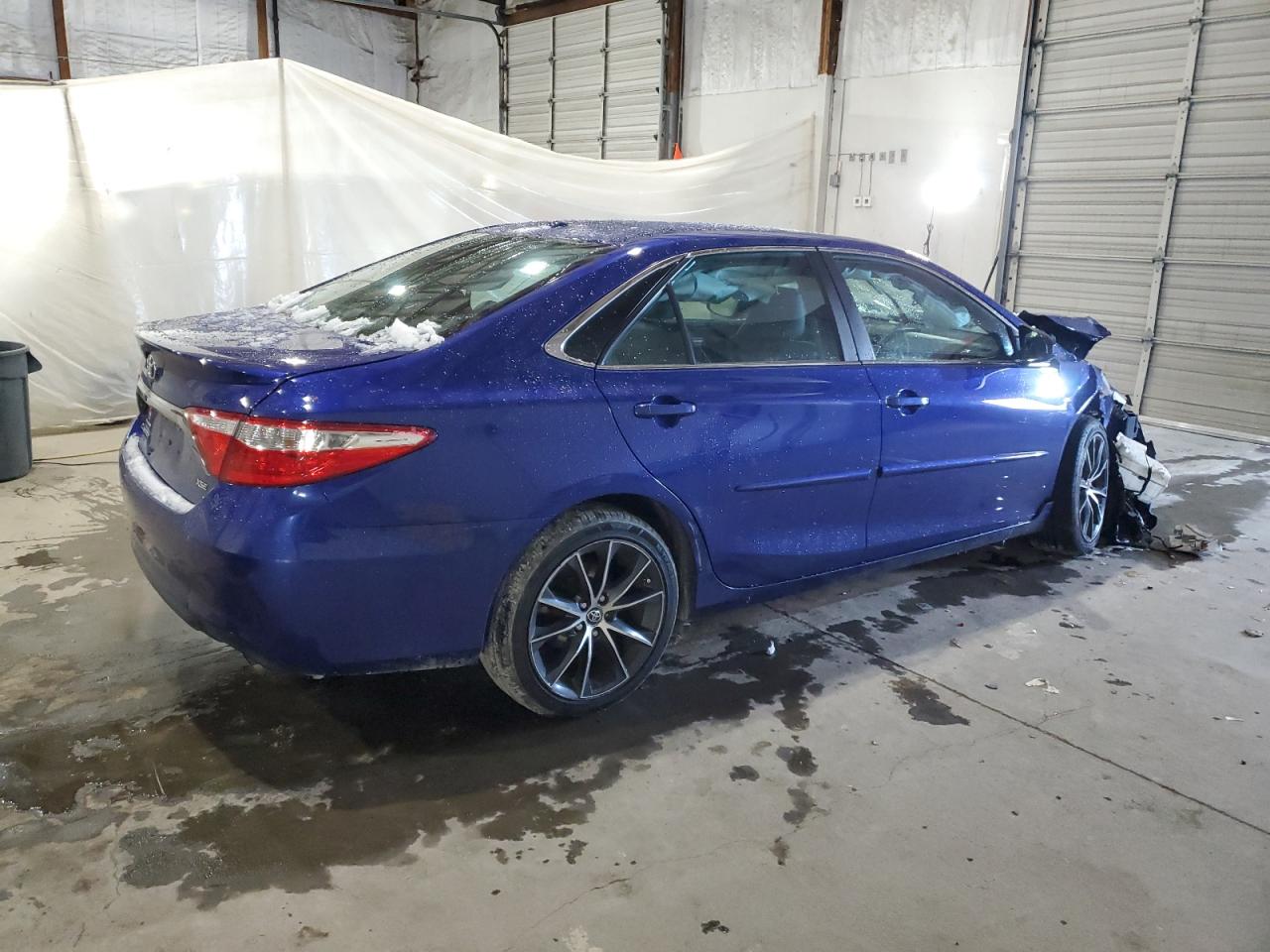 2015 TOYOTA CAMRY LE — снимка 3