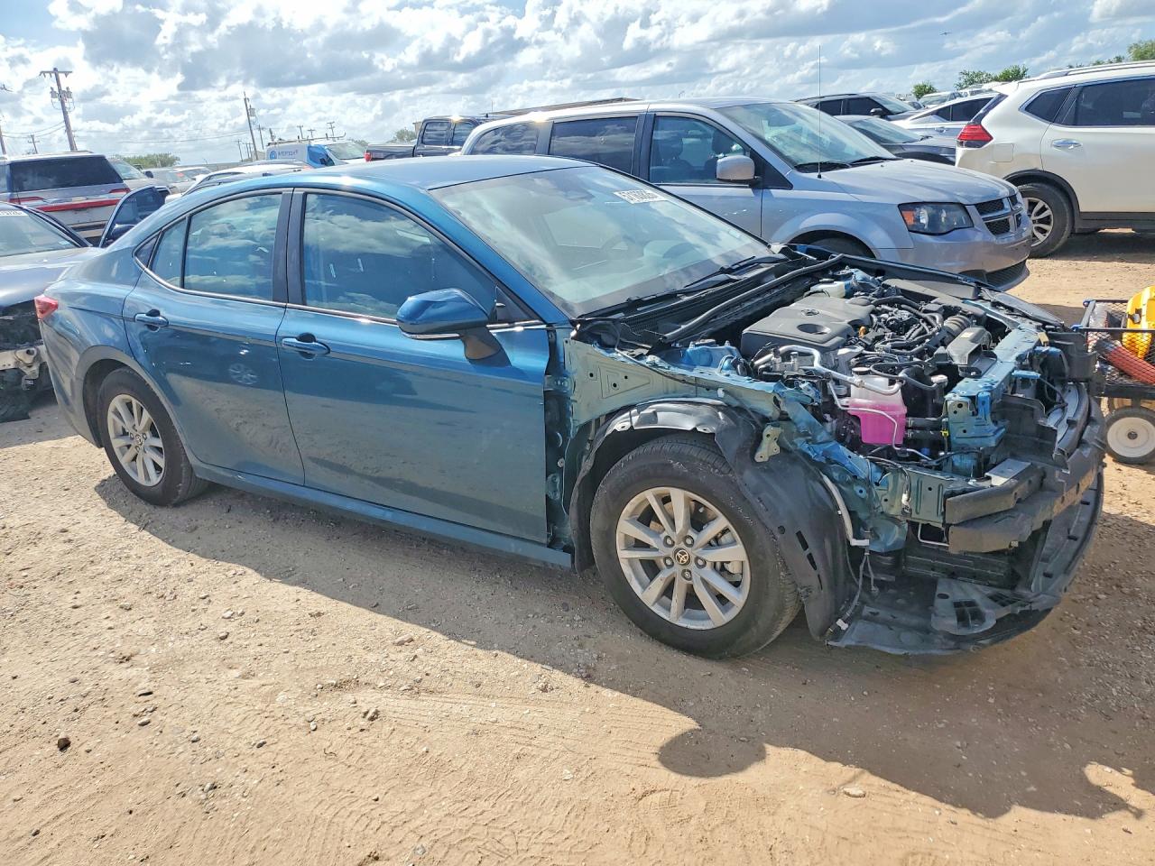 2026 TOYOTA CAMRY LE — снимка 4
