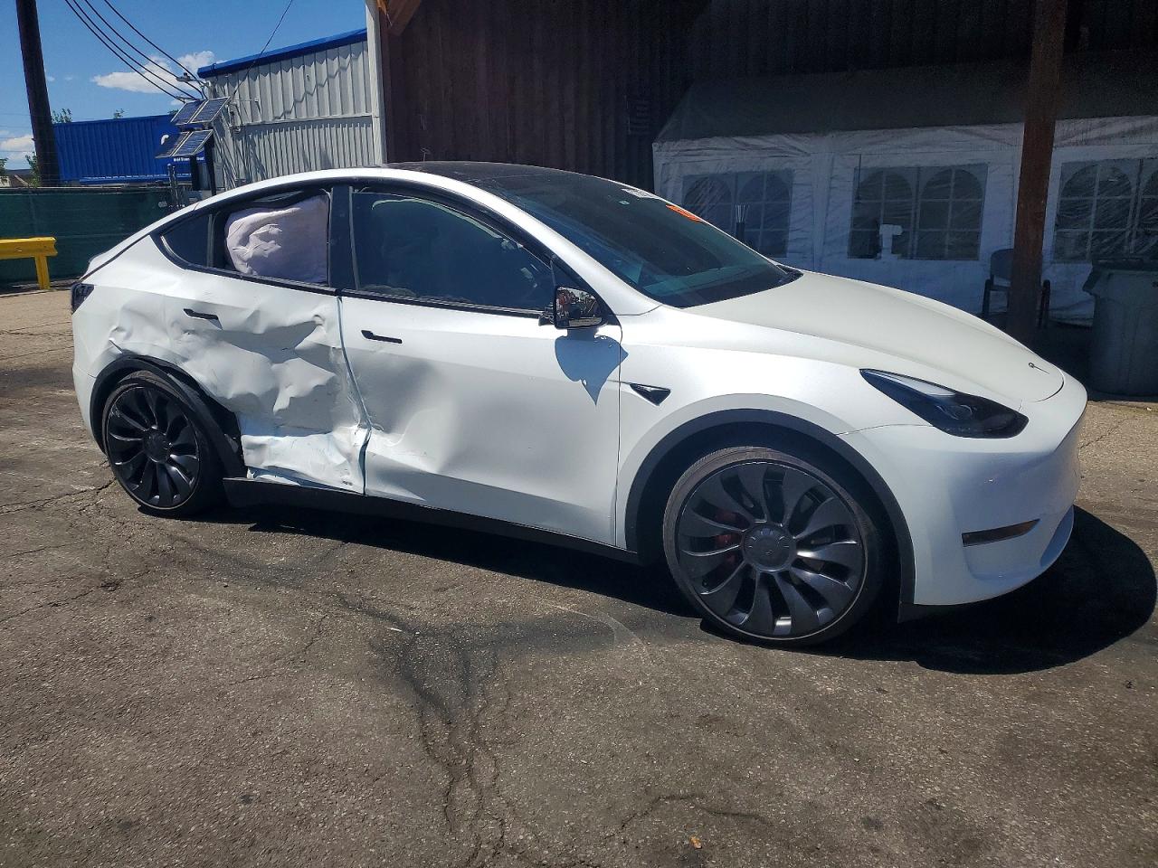 2024 TESLA MODEL Y — снимка 4