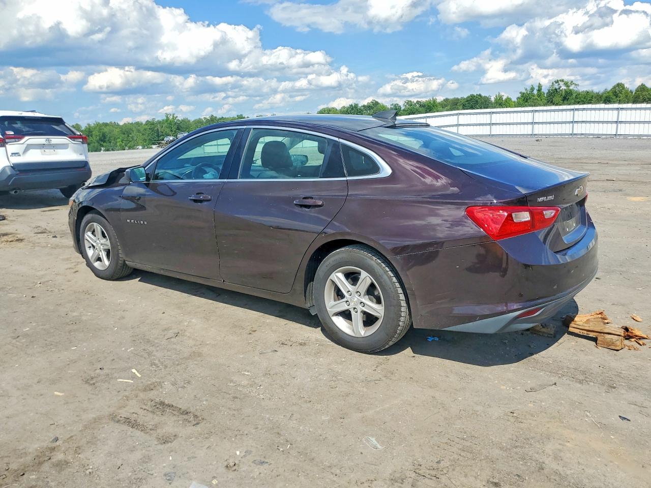 2020 CHEVROLET MALIBU LS — снимка 2