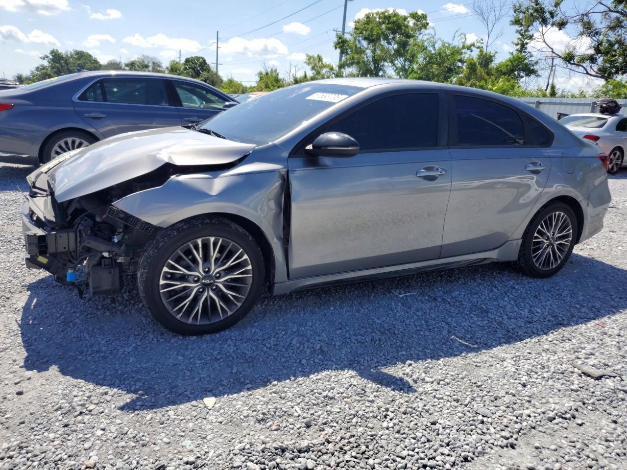 2023 KIA FORTE GT LINE