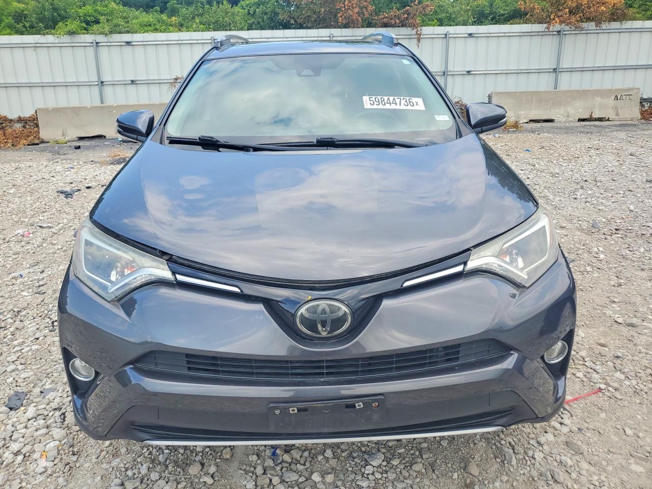 2018 TOYOTA RAV4 XLE — снимка 5