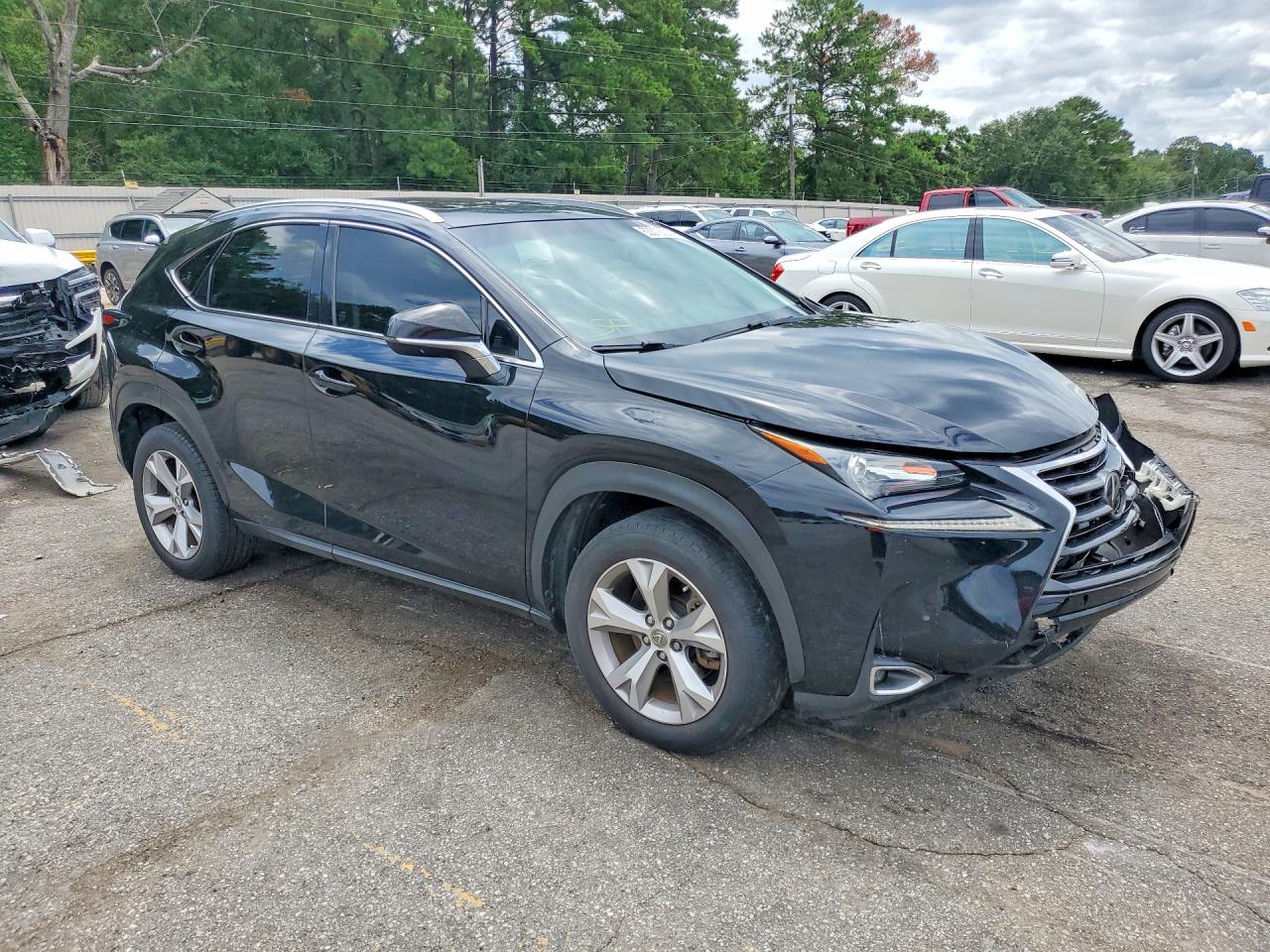 2017 LEXUS NX 200T BASE — снимка 4
