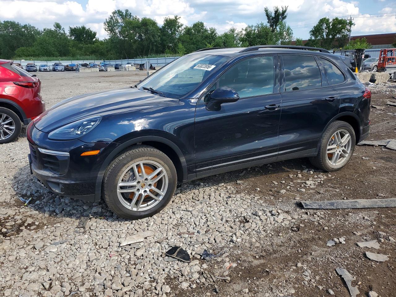 2016 PORSCHE CAYENNE