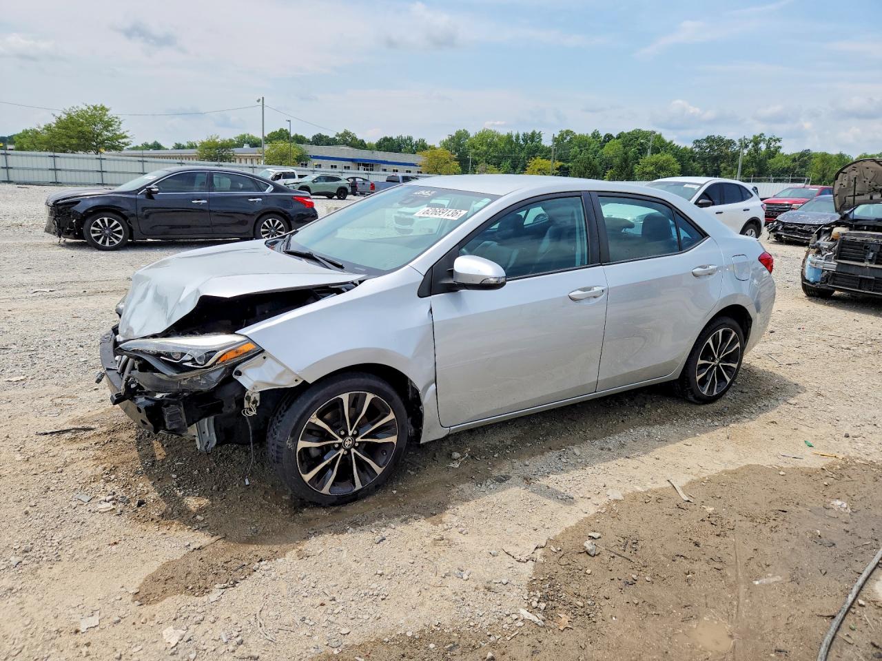 2018 TOYOTA COROLLA SE