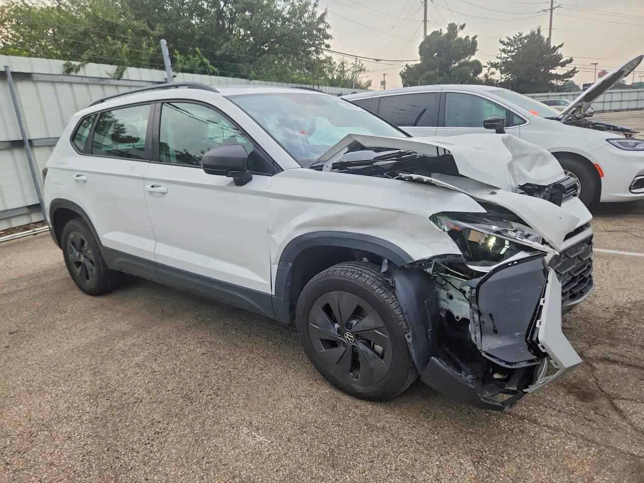 2025 VOLKSWAGEN TAOS S — снимка 4