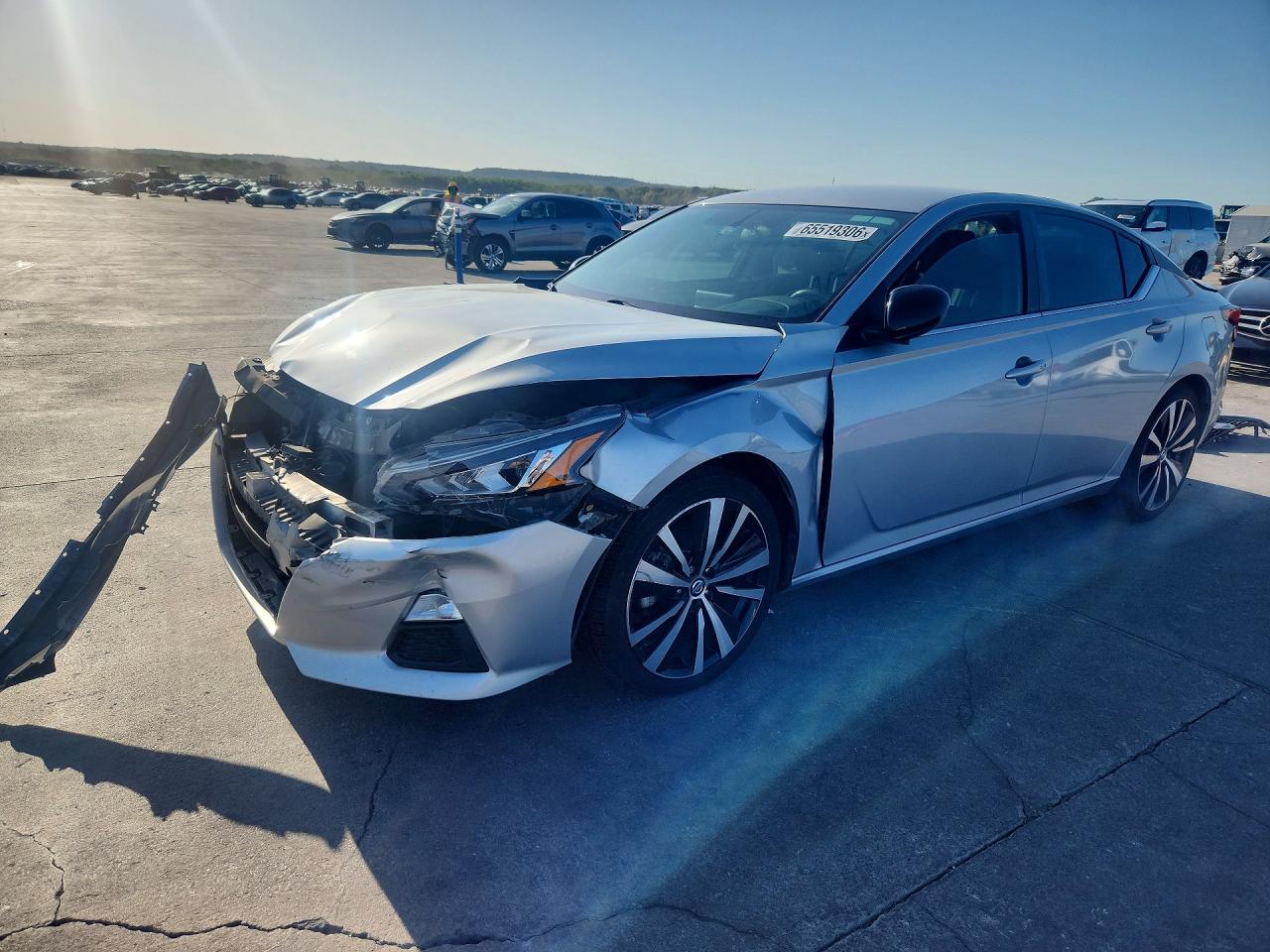 2019 NISSAN ALTIMA SR