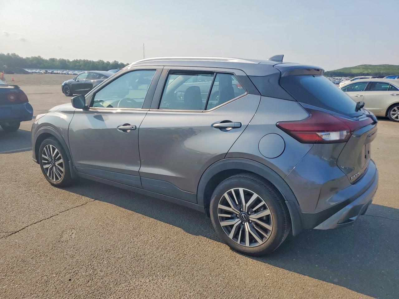 2022 NISSAN KICKS SV — снимка 2