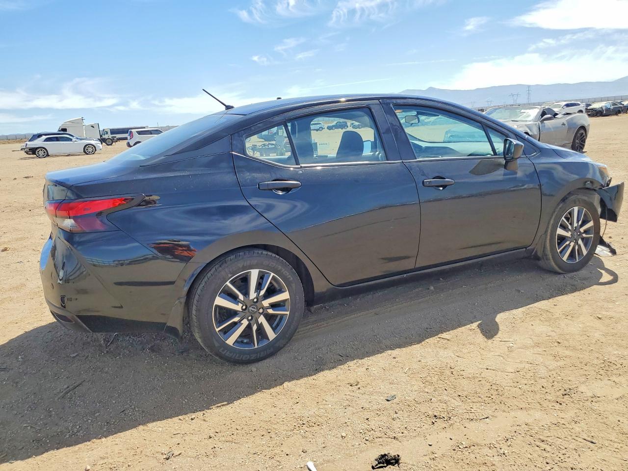 2025 NISSAN VERSA S — снимка 3