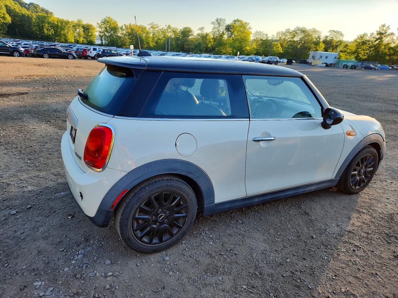 2015 MINI COOPER — снимка 3