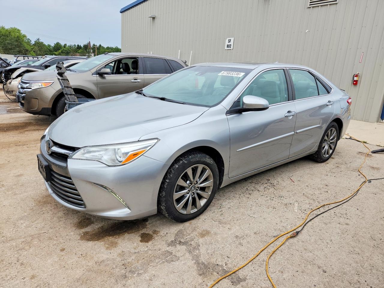 2017 TOYOTA CAMRY XLE